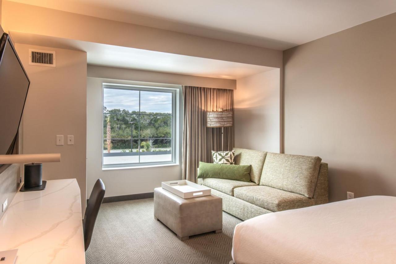 Courtyard By Marriott Jekyll Island Hotel Eksteriør billede