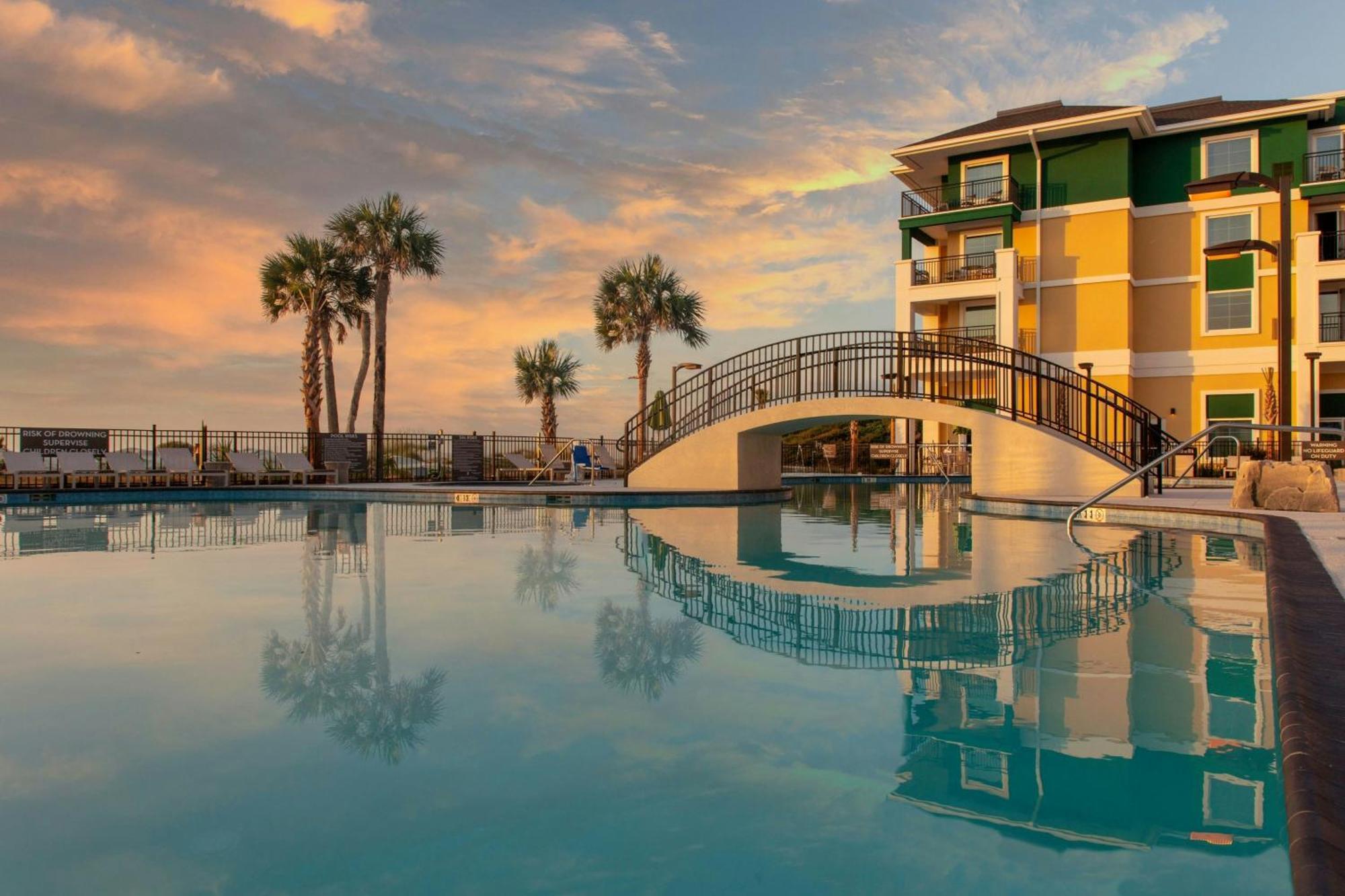 Courtyard By Marriott Jekyll Island Hotel Eksteriør billede
